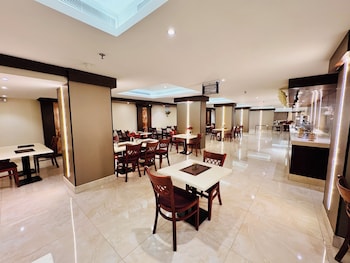 manazel al ain ajyad hotel