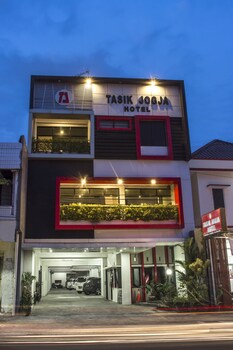 Tasik Jogja Hotel,Mantrijeron>>Magelang,1 star