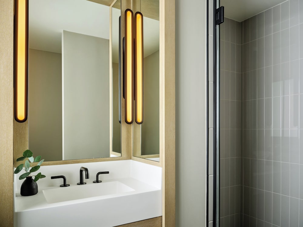 kimpton era midtown new york by ihg