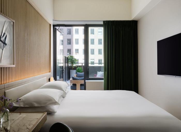 kimpton era midtown new york by ihg