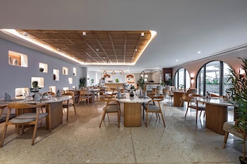crowne plaza al jubail by ihg