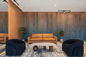 holiday inn express and suites miami intl airport 36th st by ihg