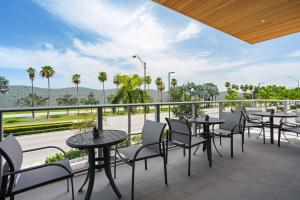 holiday inn express and suites miami intl airport 36th st by ihg