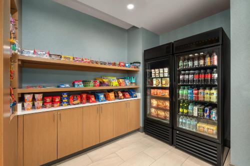 holiday inn express and suites overland park south