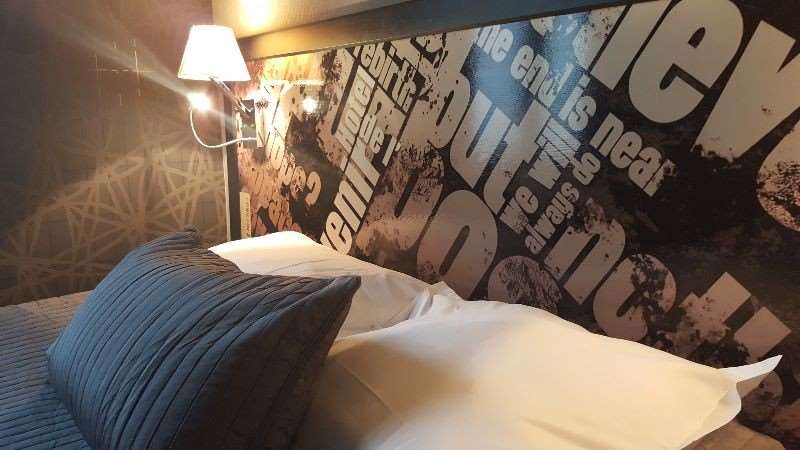 cafe hotel de lavenir