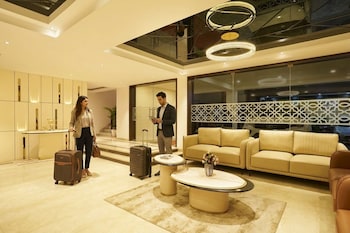 Liza Royale Hotel,,3 star