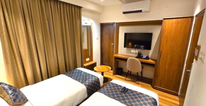 liza royale hotel