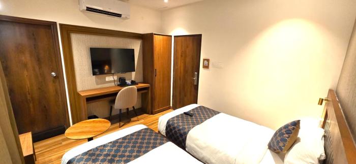 liza royale hotel