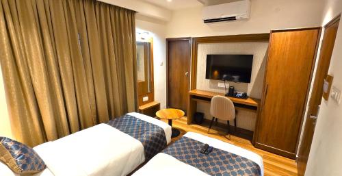liza royale hotel