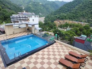 foxoso heights tapovan