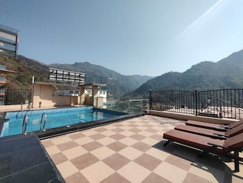 Foxoso Heights Tapovan,,3 star