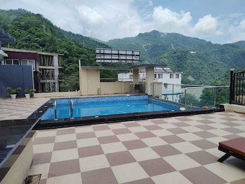 Foxoso Heights Tapovan,,3 star
