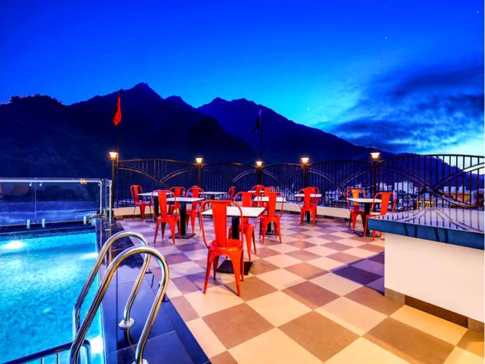 foxoso heights tapovan