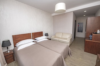 hotel and spa crystal