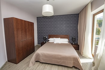 hotel and spa crystal