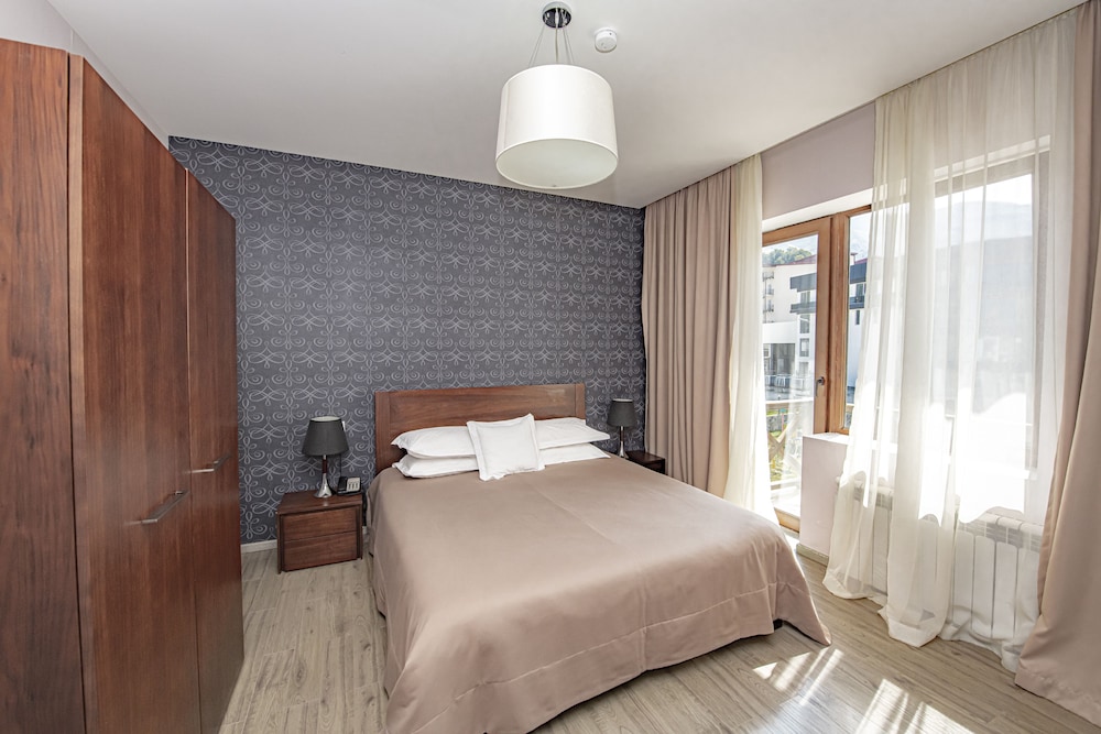 hotel and spa crystal