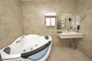 hotel and spa crystal