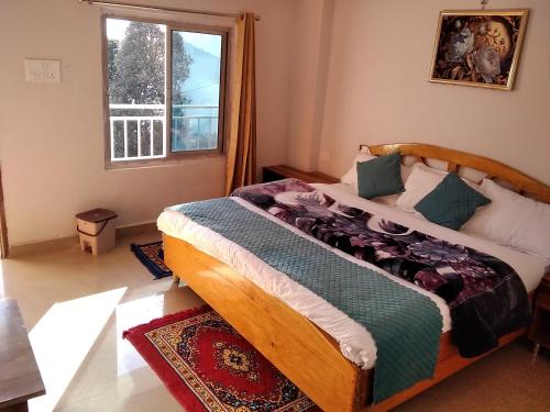 mount aura stay and dine