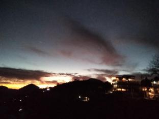 mount aura stay and dine