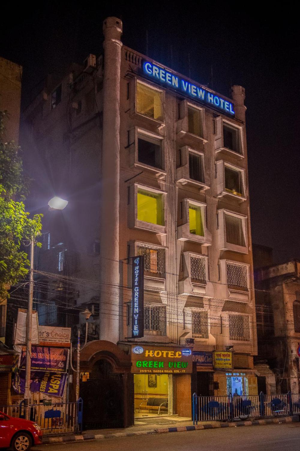 treebo green view park circus