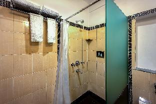 treebo green view park circus