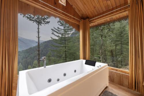 echor treehouse retreat tandi jibhi
