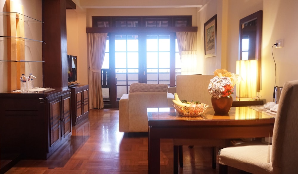 pines garden resort