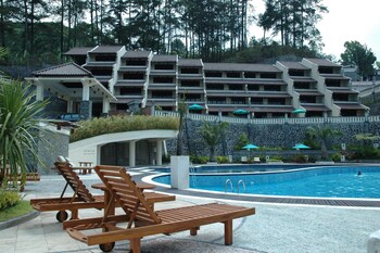 pines garden resort