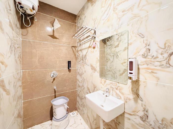 hotel atishay