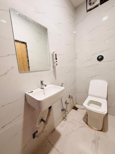 hotel atishay