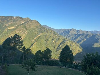 vistaar hotels and resorts