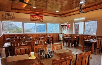 vistaar hotels and resorts
