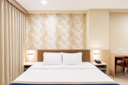 hotel eagle empire
