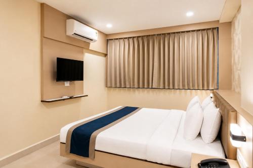 hotel eagle empire