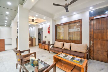 Hotel Maharani Paharganj New Delhi,,3 star