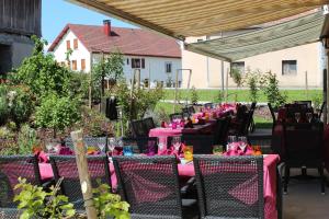 hotel restaurant le champs des lys