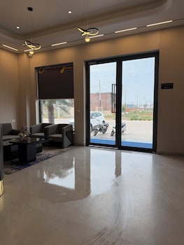 Hotel Eastleigh,,3 star