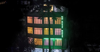 h n guest house