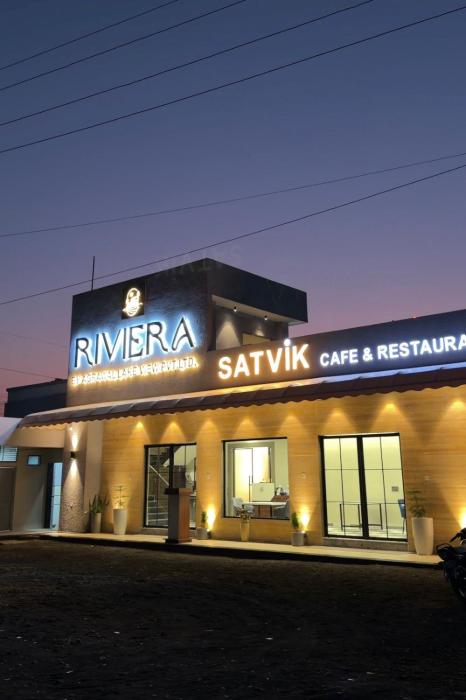 riviera hotel and resort