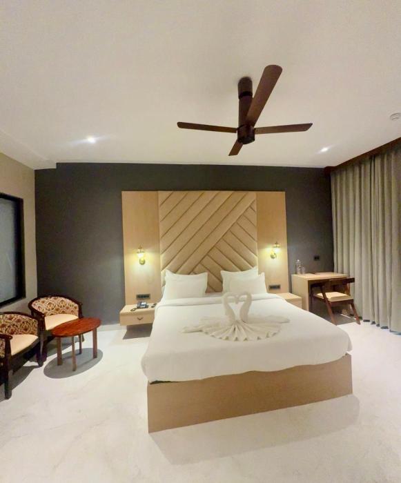 riviera hotel and resort