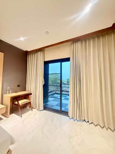 riviera hotel and resort