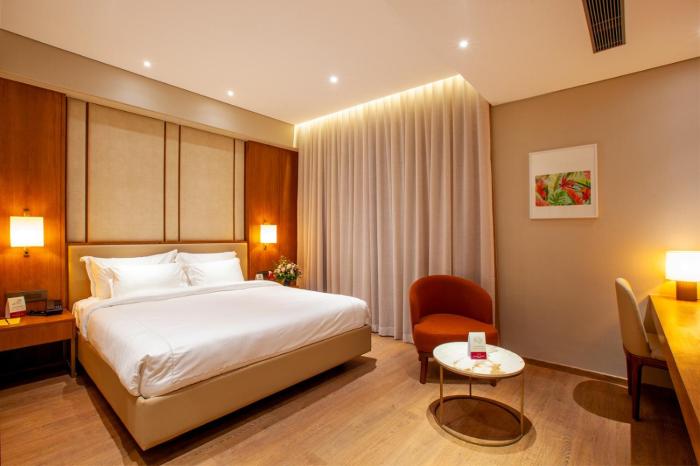 purple elephant luxury business hotel