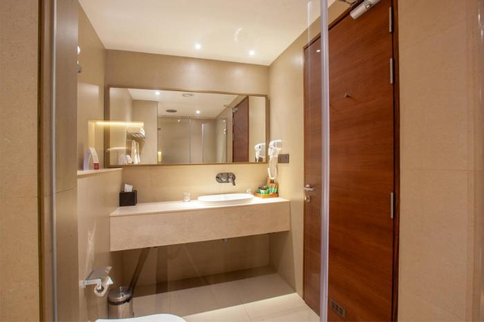 purple elephant luxury business hotel