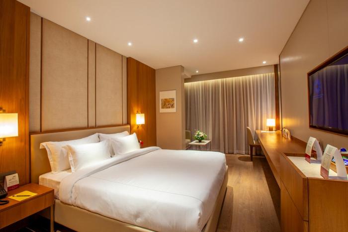 purple elephant luxury business hotel