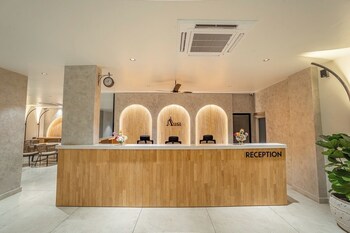 aura inn and suites