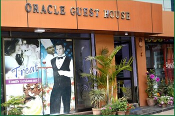 oracle guest house