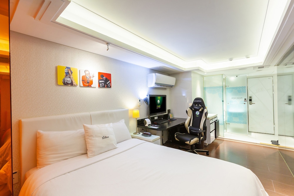 i hotel