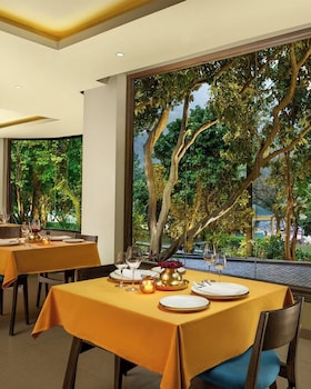 ayu hotels