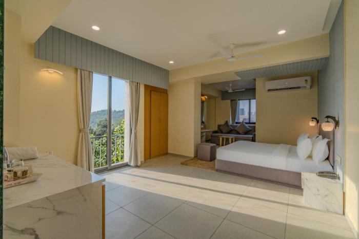 hotel monville alkapuri