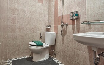 twins hotel manggadua